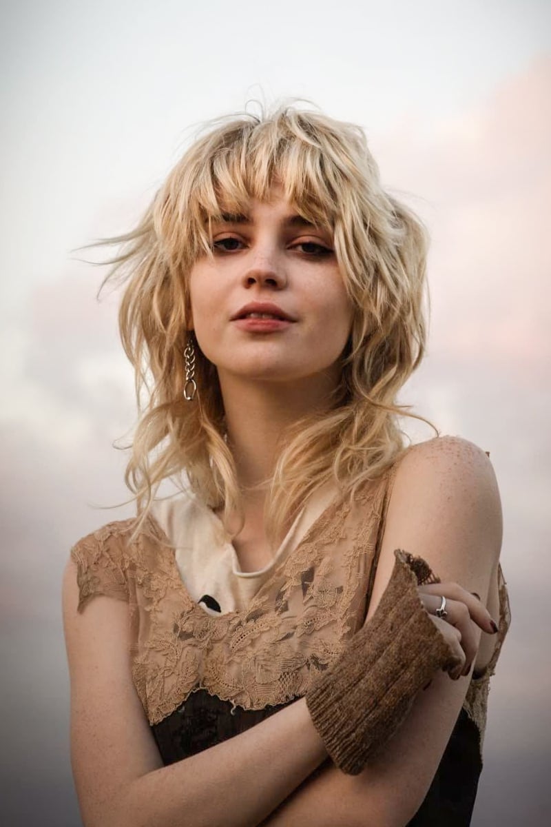 Ash Blonde Shag With Collarbone Layers Ash Blonde Shag With Collarbone Layers — Shag Haircut