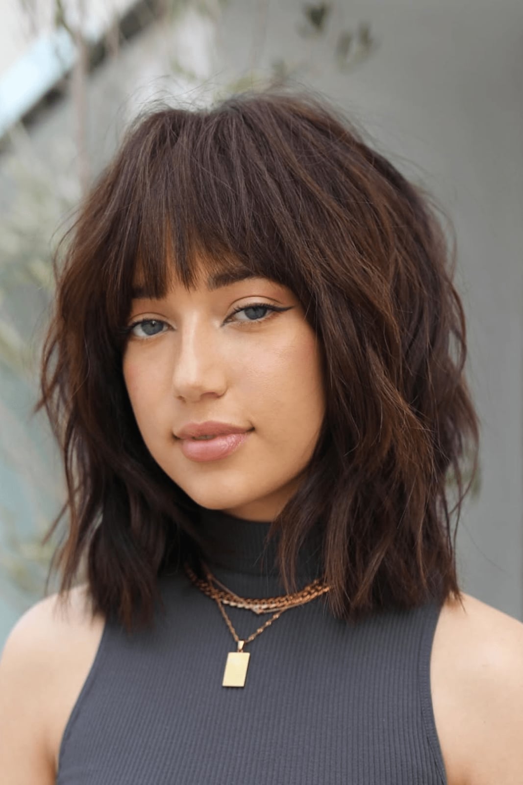 Effortless Dark Brown Shag With Short Wispy Bangs Effortless Dark Brown Shag With Short Wispy Bangs — Shag Haircut