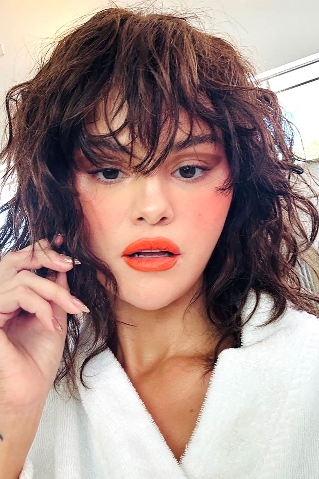Collarbone Dark Brown Shag With Textured Curtain Bangs Collarbone Dark Brown Shag With Textured Curtain Bangs — Shag Hairstyles