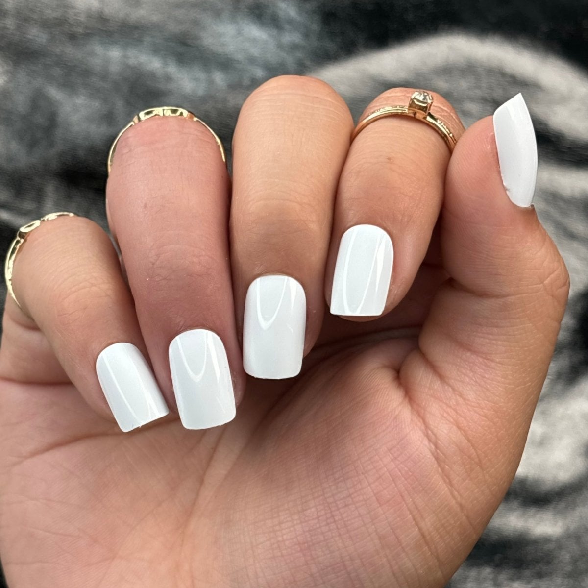 Classic French Short Square Nails Classic French Short Square Nails — Short Acrylic Nails