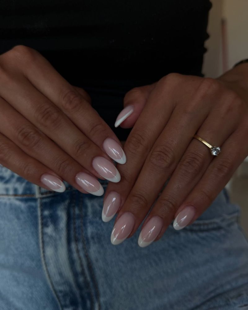 Sheer Pink White French Tip Short Almond Sheer Pink White French Tip Short Almond — Short Almond Nails
