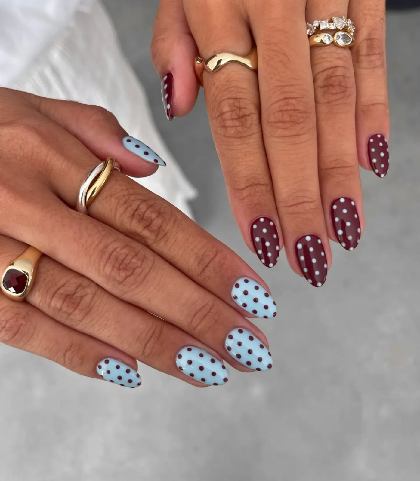 Contrasting Polka Dot Short Almond Nails Contrasting Polka Dot Short Almond Nails — Short Cute Nails