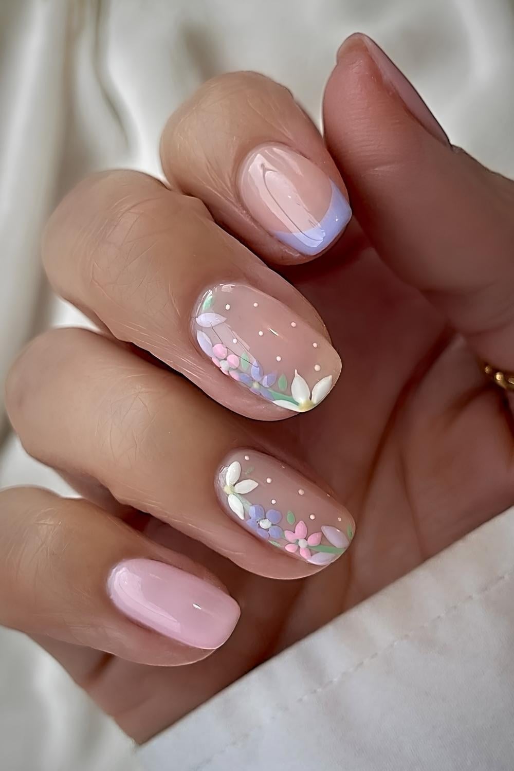 Floral Art Pastel French Tip Short Almond Nails Floral Art Pastel French Tip Short Almond Nails — Short Gel Nails