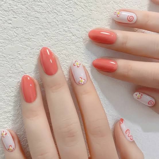 Coral and Floral Accent Short Oval Nails Coral and Floral Accent Short Oval Nails — Short Gel Nails
