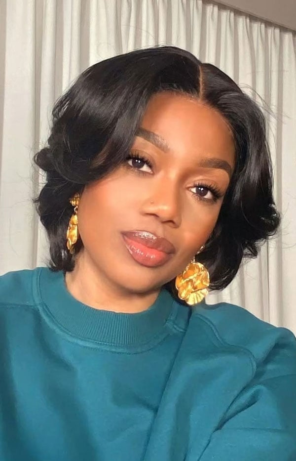 Glossy Black Bob Flipped Out Ends Glossy Black Bob Flipped Out Ends — Short Hair