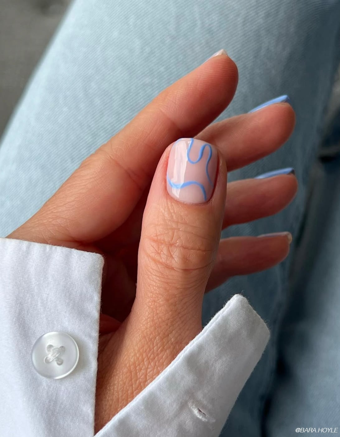 Abstract Light Blue Line Nails Abstract Light Blue Line Nails — Short Nails