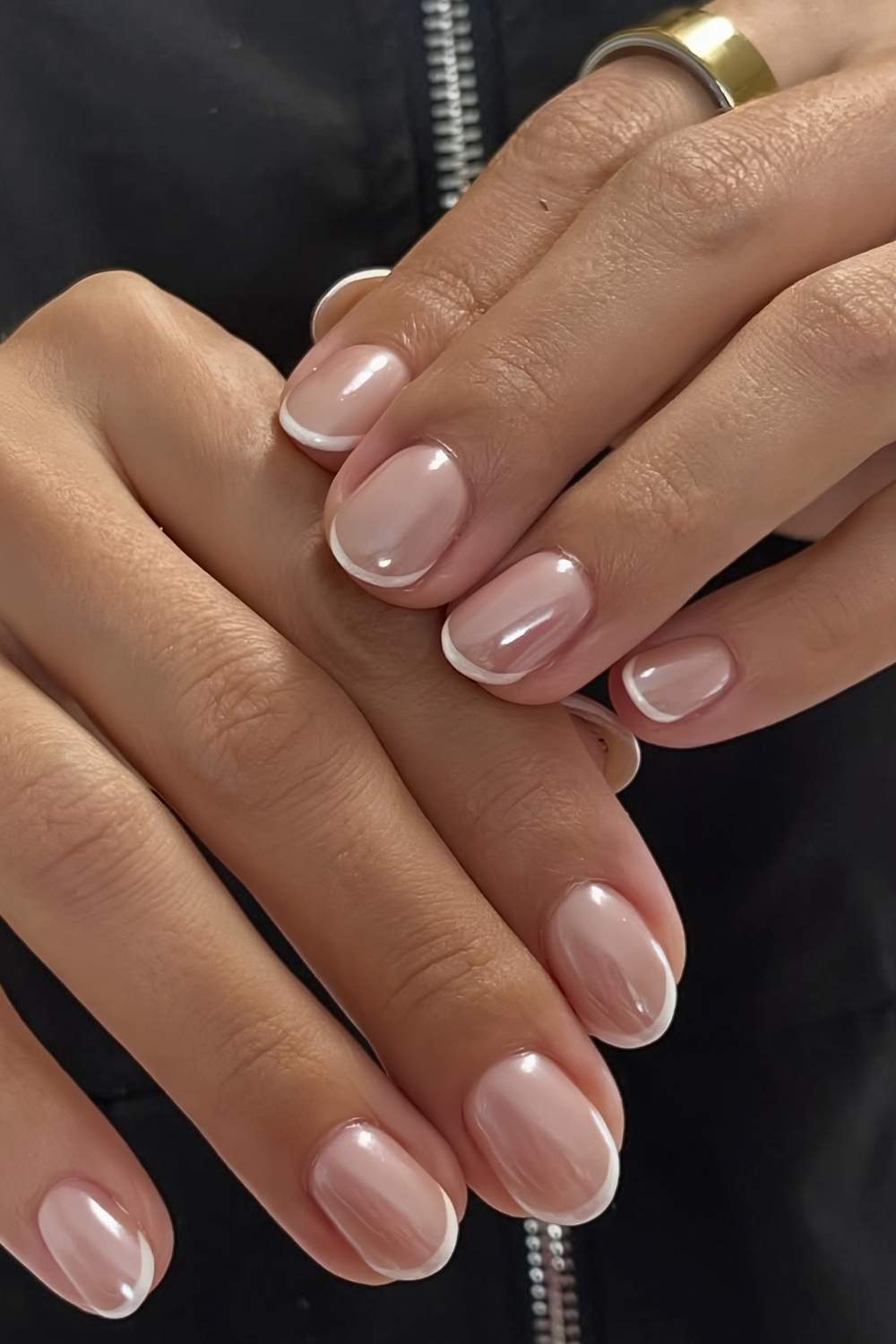 Classic French Short Oval Nails Classic French Short Oval Nails — Short Natural Nails