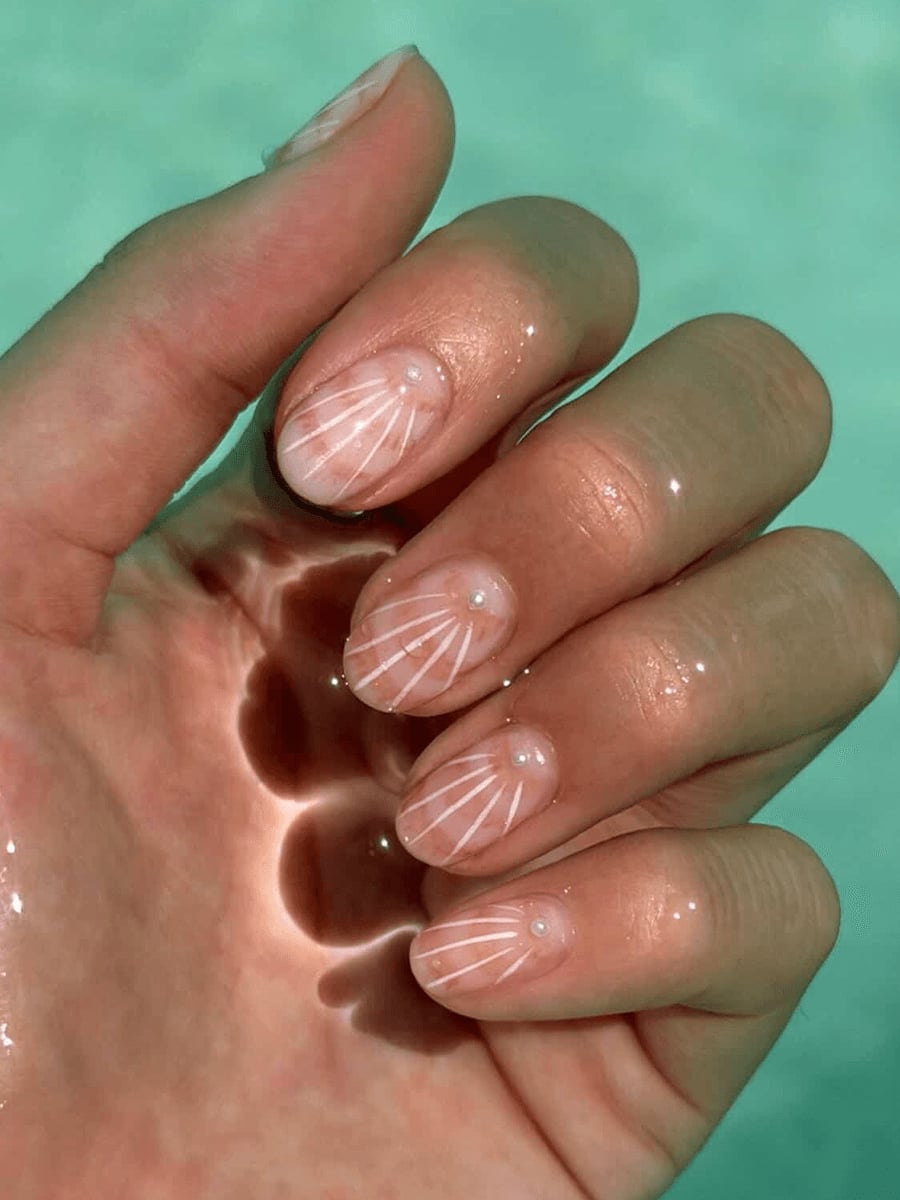 Milky Pink Fan Design Pearl Short Almond Nails Milky Pink Fan Design Pearl Short Almond Nails — Short Natural Nails