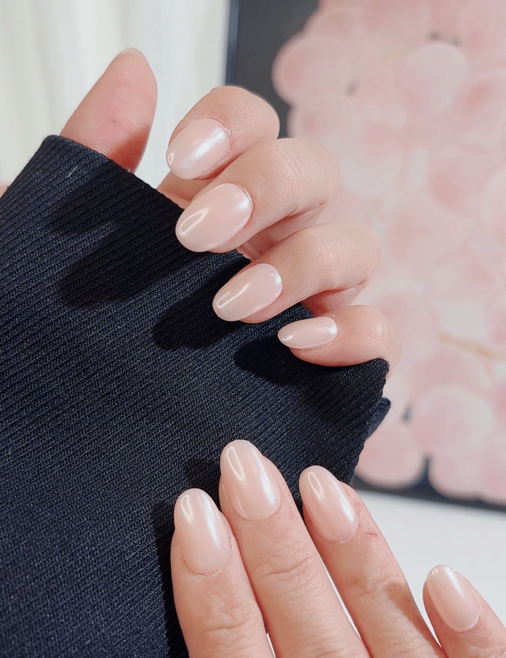 Pale Pink Nude Shimmer Nails Pale Pink Nude Shimmer Nails — Short Oval Nails