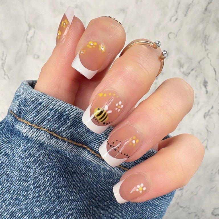 Short Square French Manicure With White Tips Short Square French Manicure With White Tips — Short Square Nails