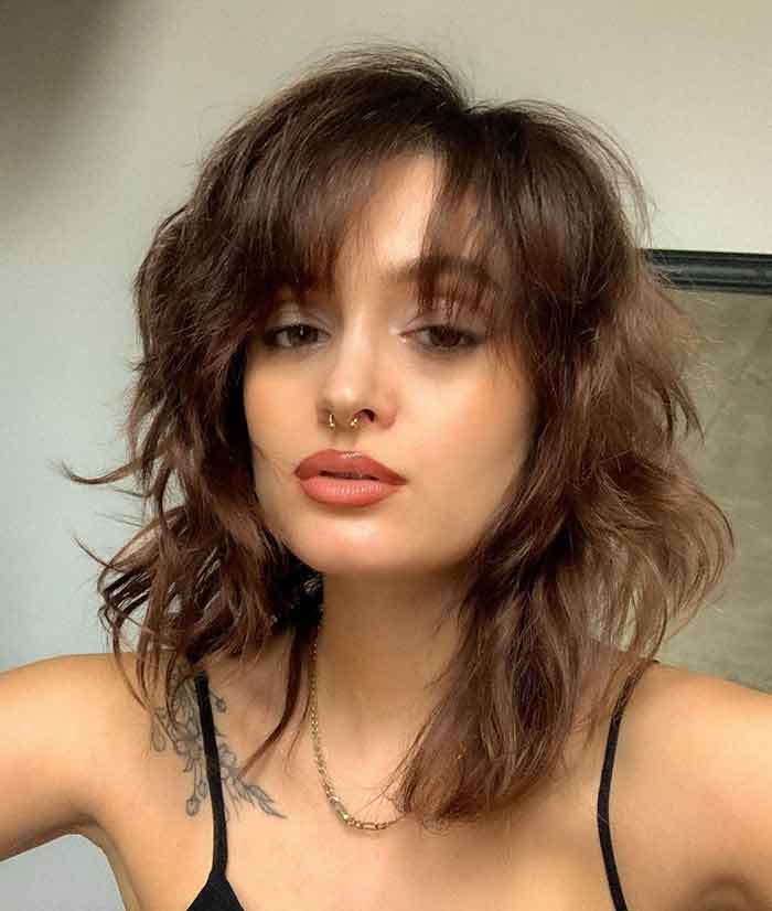 Collarbone Wolf Cut With Curtain Bangs, Side Parting Collarbone Wolf Cut With Curtain Bangs, Side Parting — Short Wolf Cut