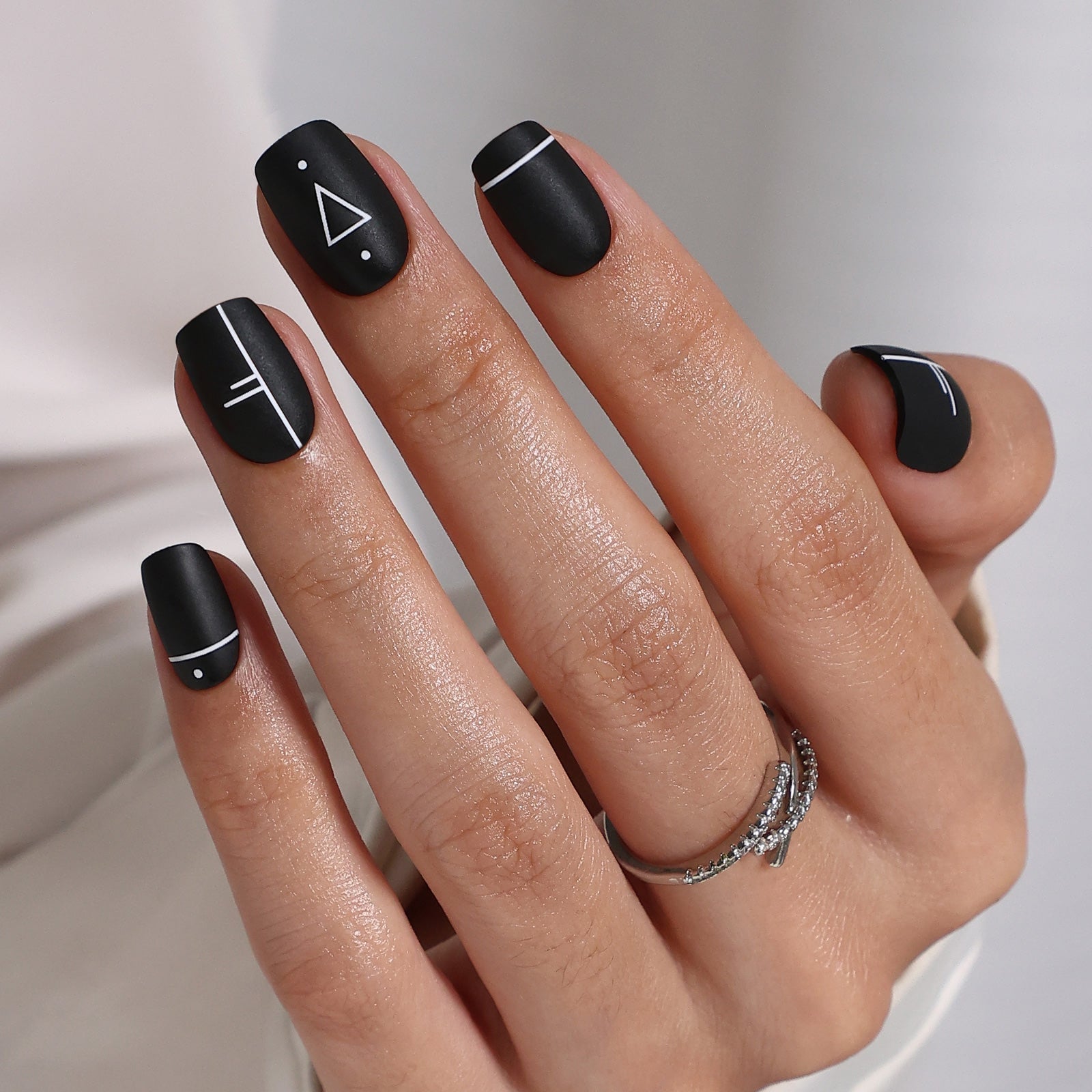 Short Square Matte Black White Line Art Nails Short Square Matte Black White Line Art Nails — Simple Nail Art