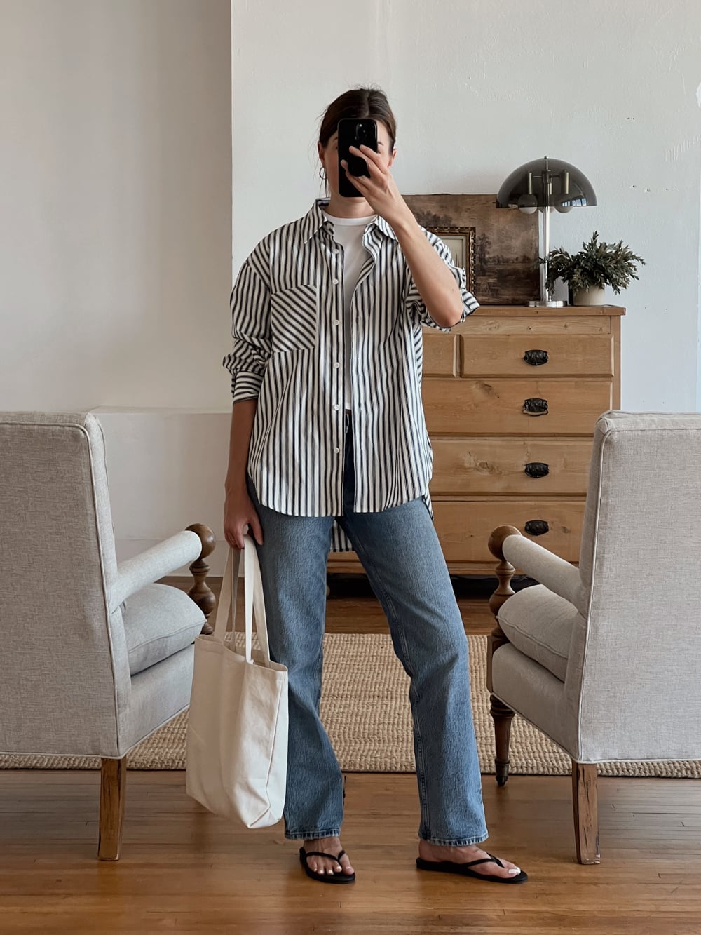 Oversized Striped Shirt with Straight-Leg Jeans Oversized Striped Shirt with Straight-Leg Jeans — Simple Outfits