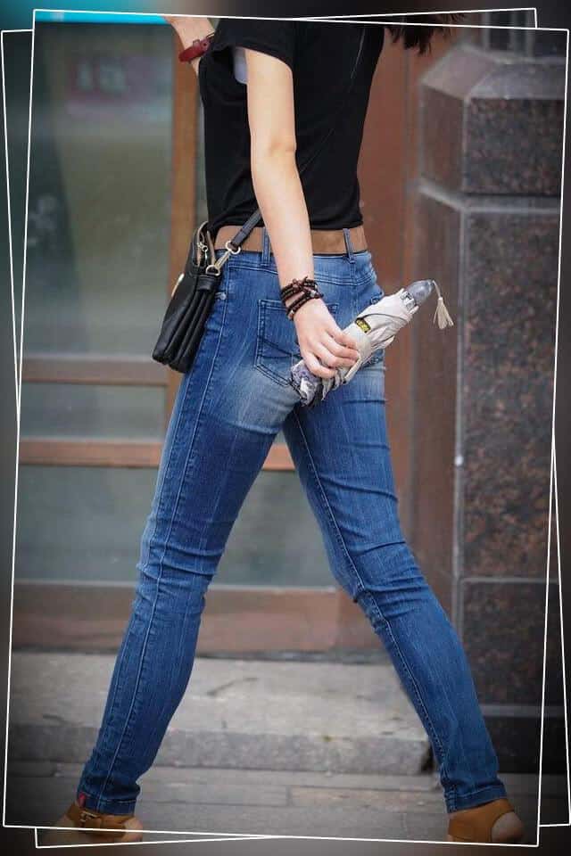 Blue Skinny Jeans With Distressed Details Blue Skinny Jeans With Distressed Details — Skinny Jeans Outfits