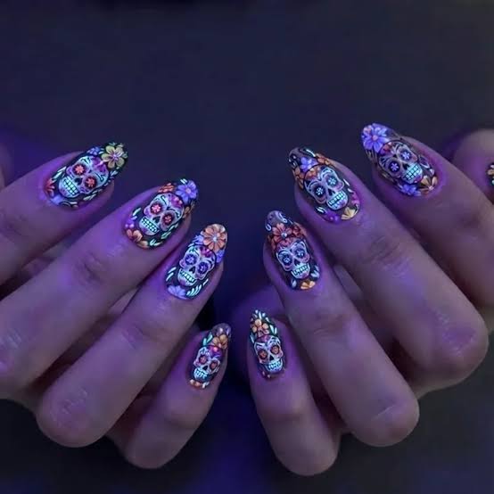 Long Stiletto Neon Skull Floral Nails, стилет Long Stiletto Neon Skull Floral Nails, стилет — Skull Nails