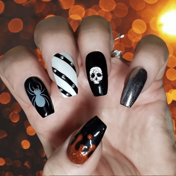 Long Coffin Silver Skull with Rhinestones Long Coffin Silver Skull with Rhinestones — Skull Nails