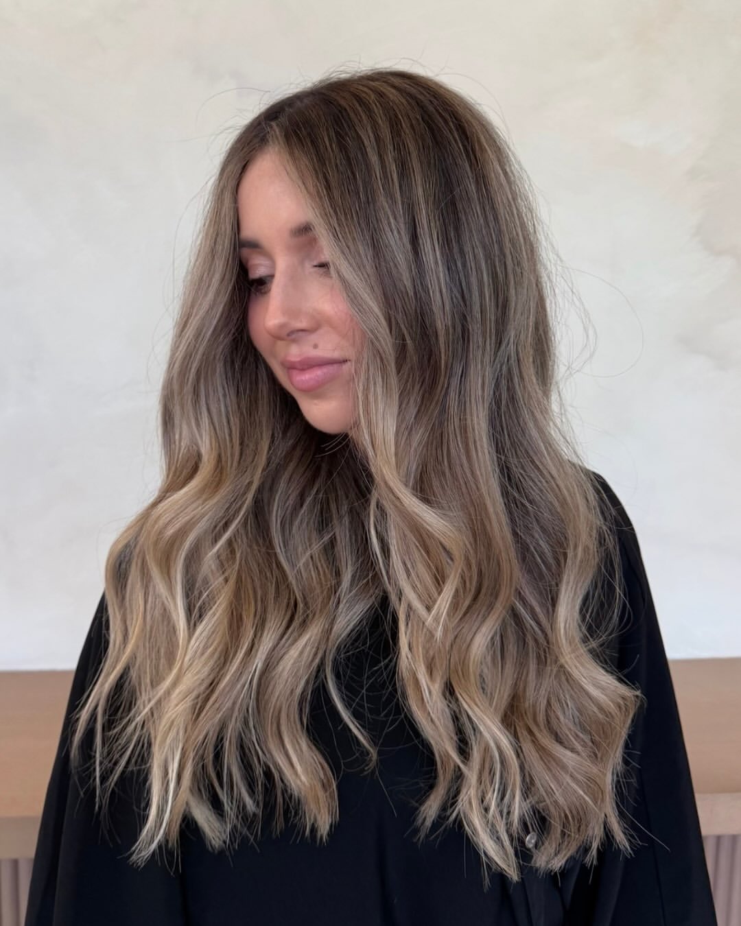 Smoky Beige Blonde With Loose Waves