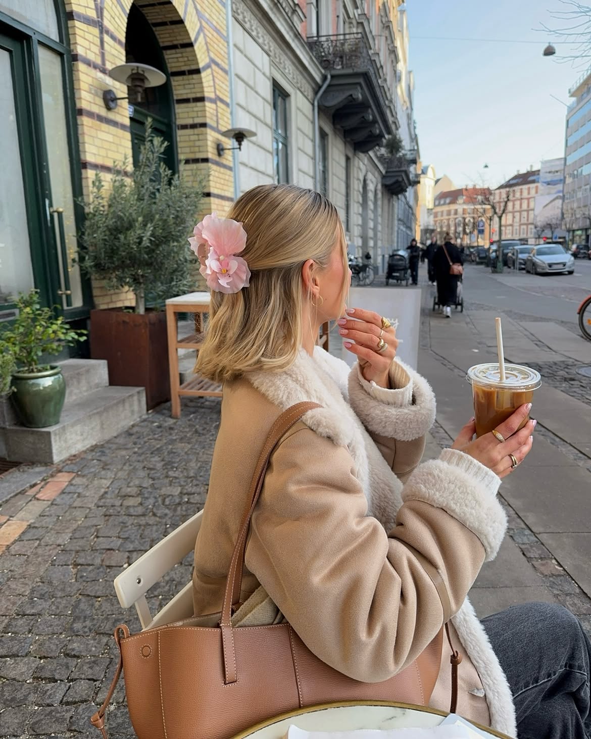 Soft Waves With A Chic Flower Clip