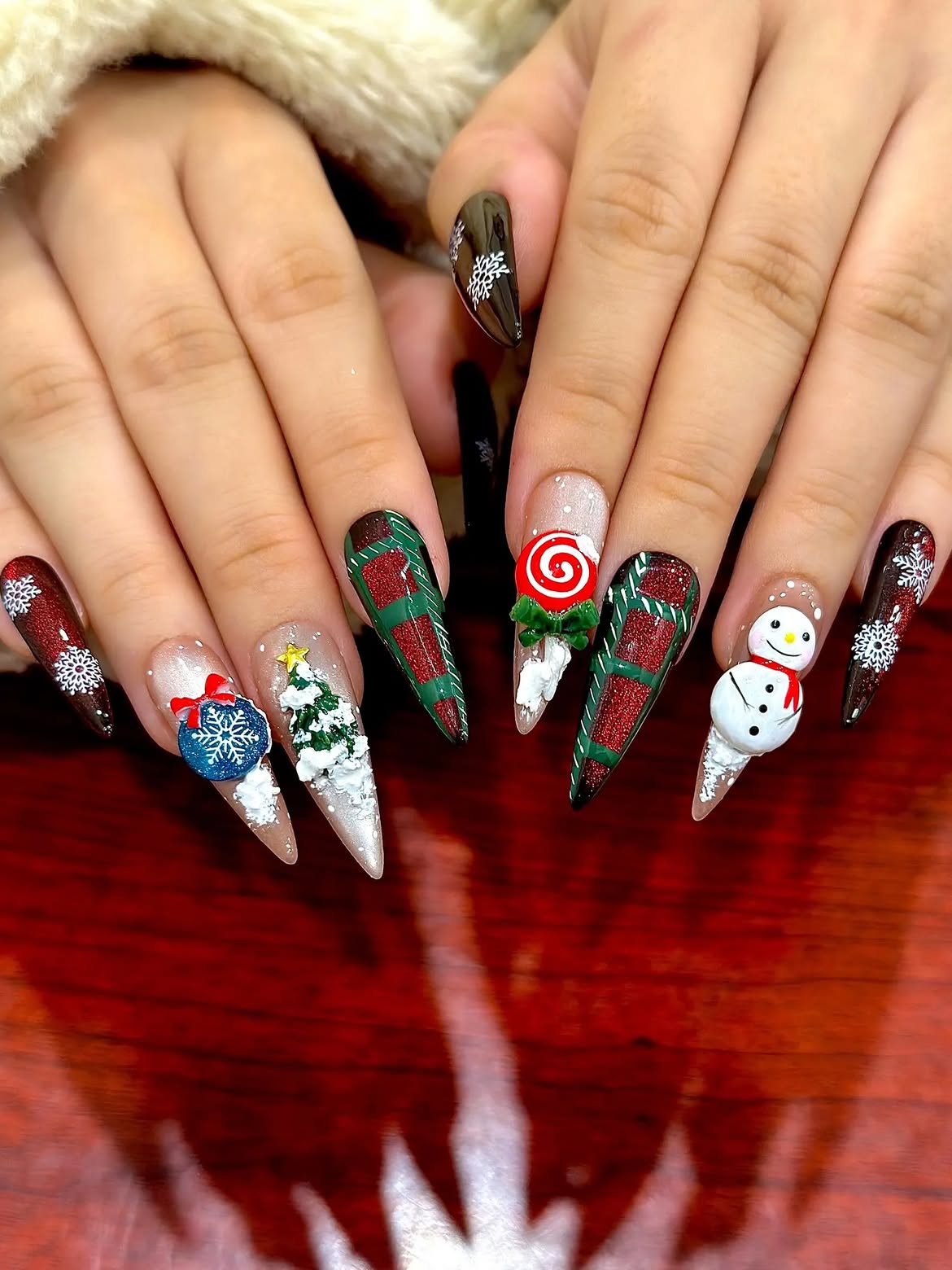 Sparkling Snowman Holiday Nail Art