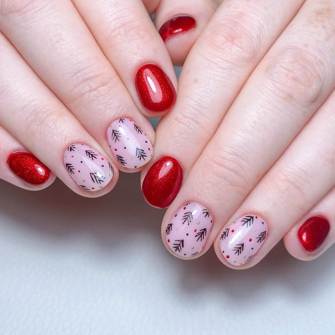 Sparkly Red and Pink Christmas Tree Accent Nails