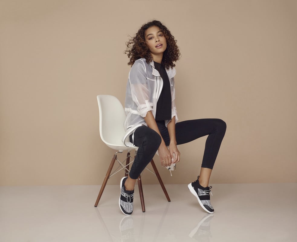 Sheer Jacket Over T-Shirt And Leggings Sheer Jacket Over T-Shirt And Leggings — Sporty Outfits