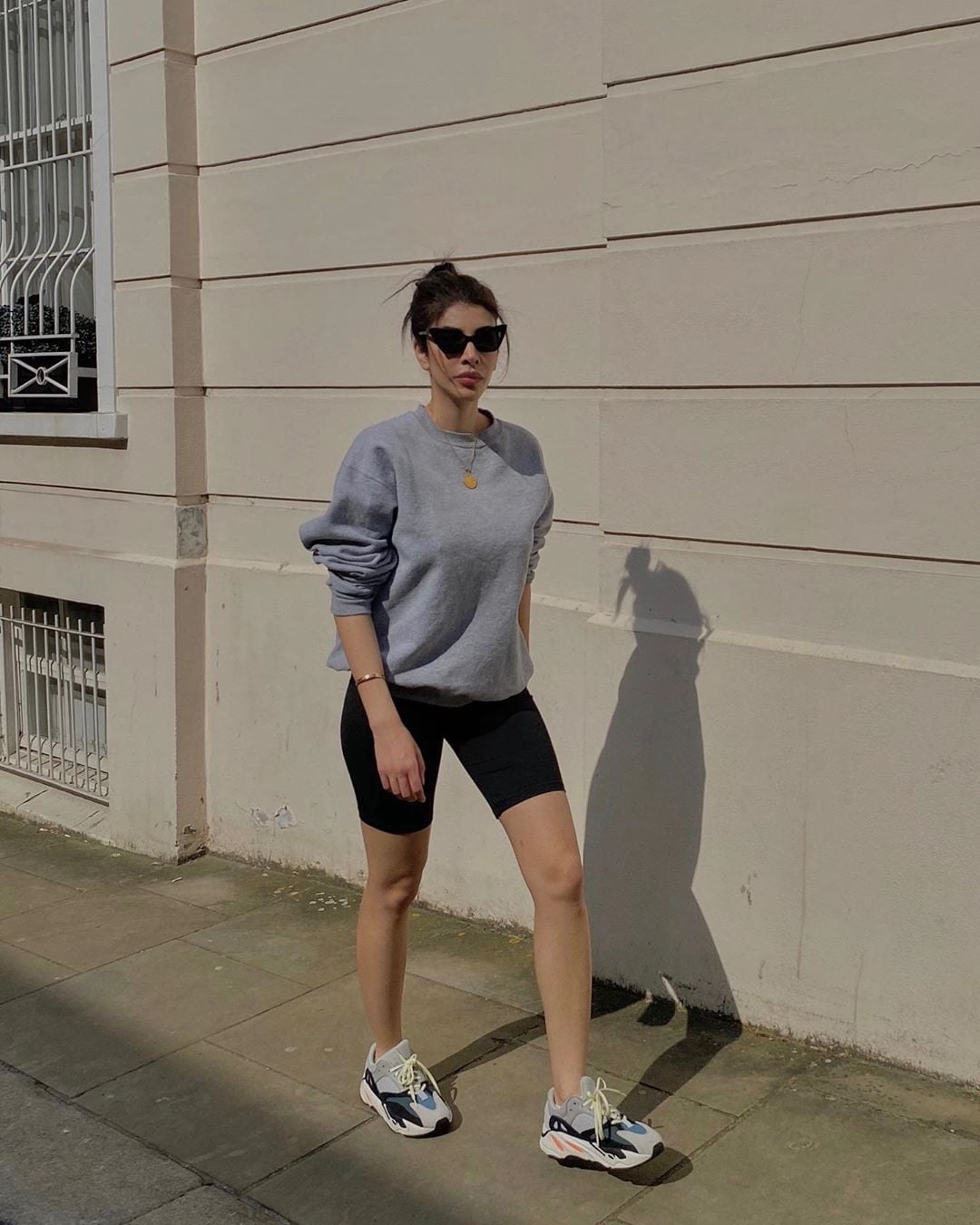 Gray Sweatshirt With Biker Shorts Gray Sweatshirt With Biker Shorts — Sporty Outfits