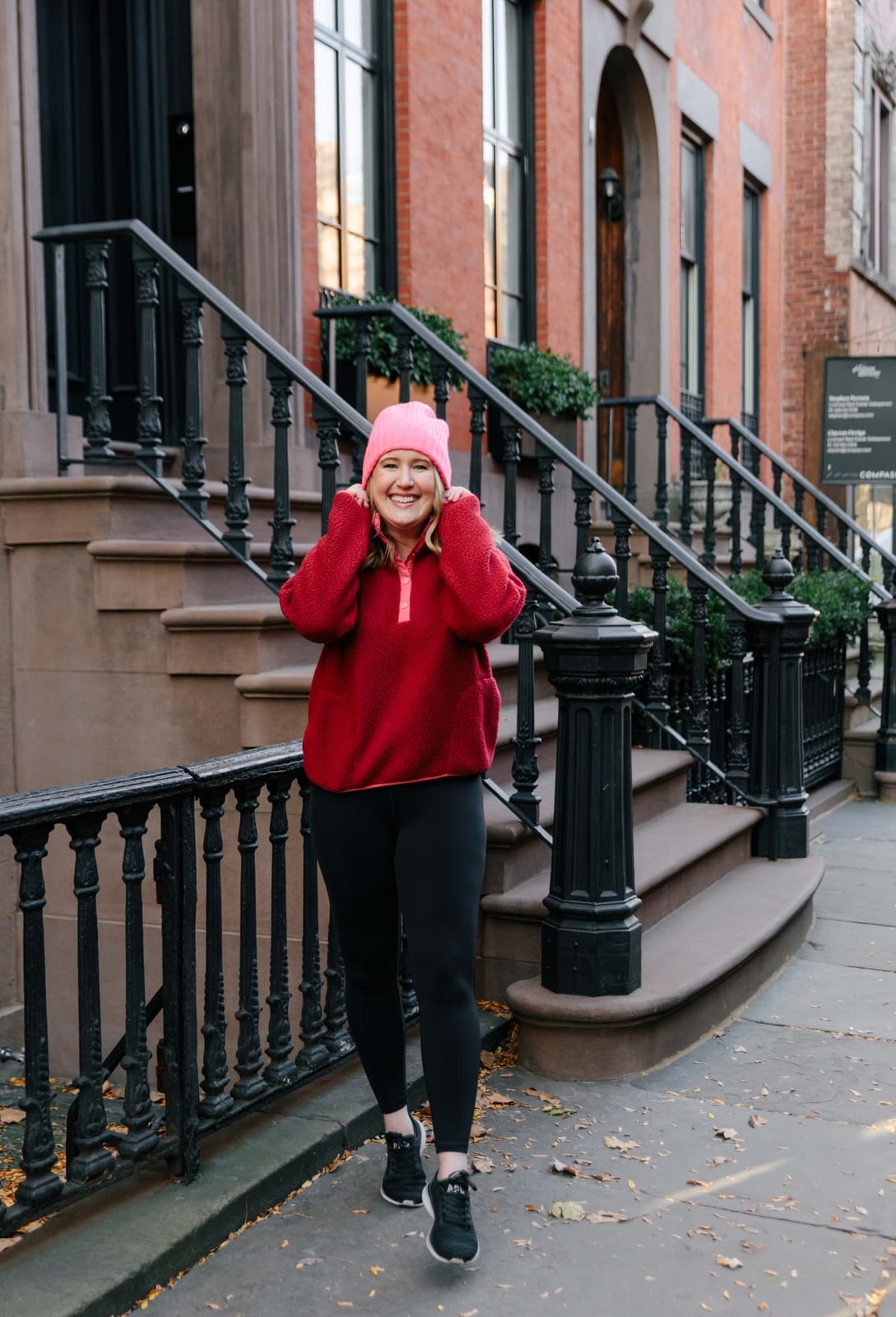 Red Pullover With Black Leggings And Beanie Red Pullover With Black Leggings And Beanie — Sporty Outfits