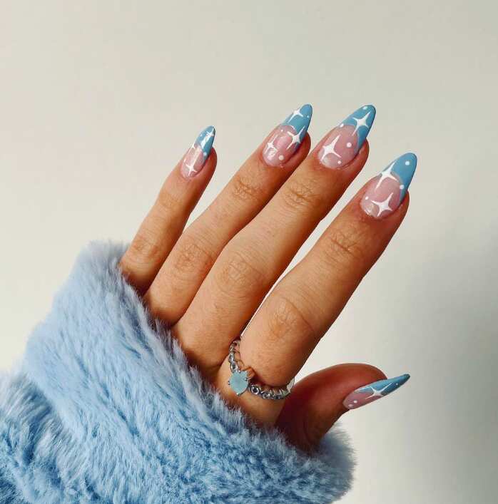 Long Stiletto Sky Blue French with White Stars Long Stiletto Sky Blue French with White Stars — Star Nails