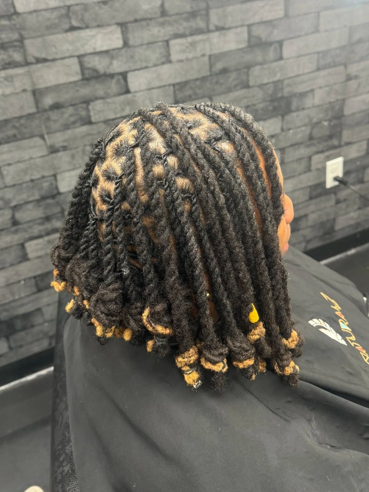 Shoulder Twists With Blonde Tips Shoulder Twists With Blonde Tips — Starter Locs