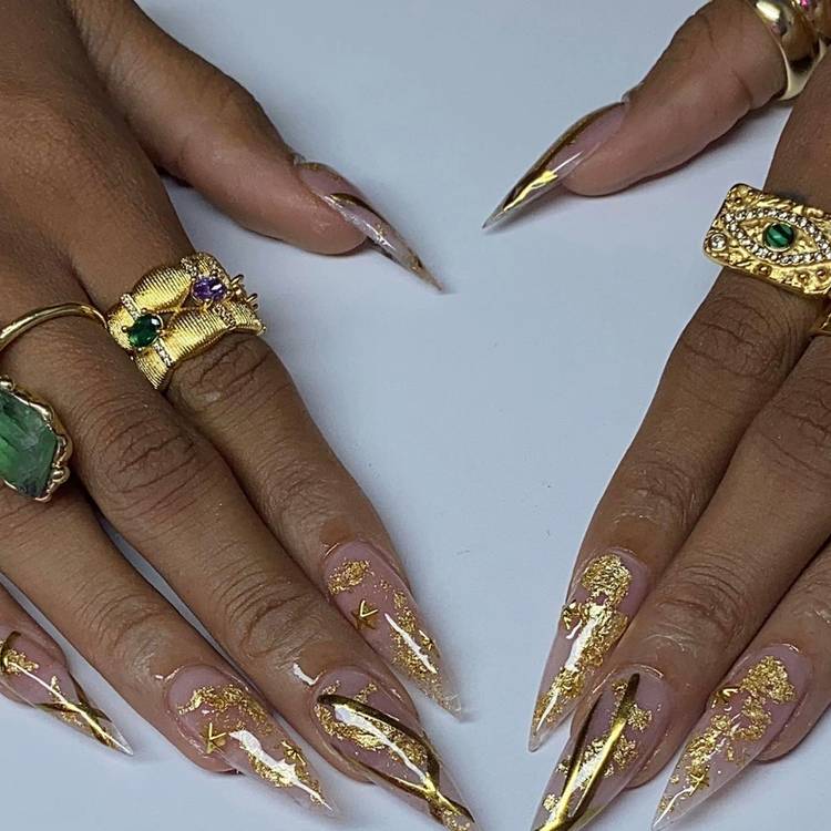 Long Stiletto Gold Foil Fragment Nails Long Stiletto Gold Foil Fragment Nails — Stiletto Nails