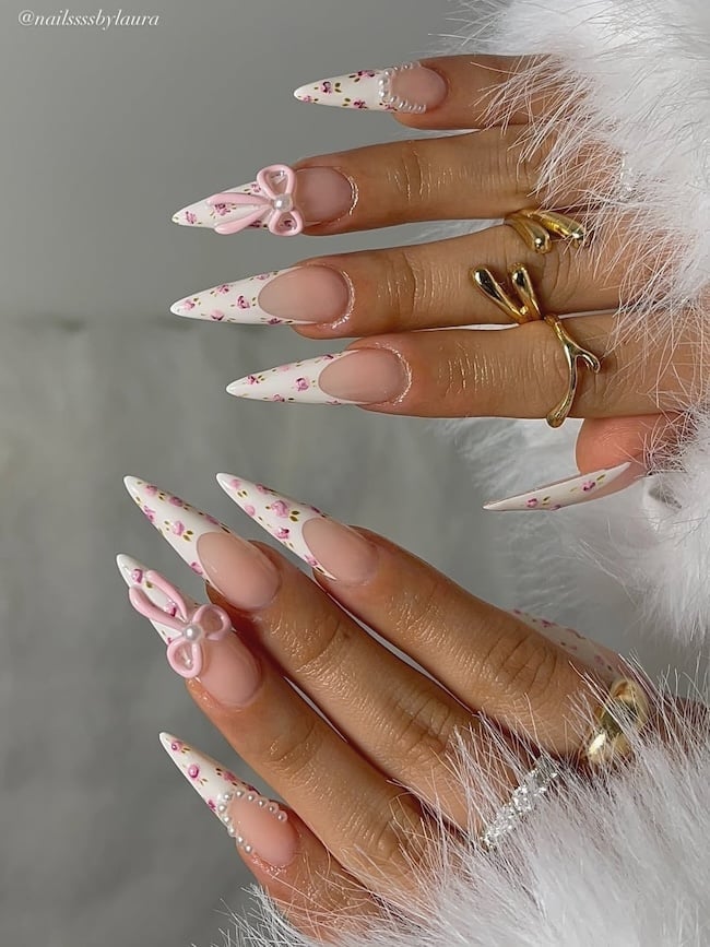 Long Stiletto Floral Bow Pearl Nails Long Stiletto Floral Bow Pearl Nails — Stiletto Nails