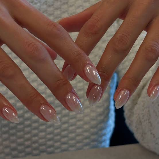 Medium Stiletto Sheer Pink White French Medium Stiletto Sheer Pink White French — Stiletto Nails