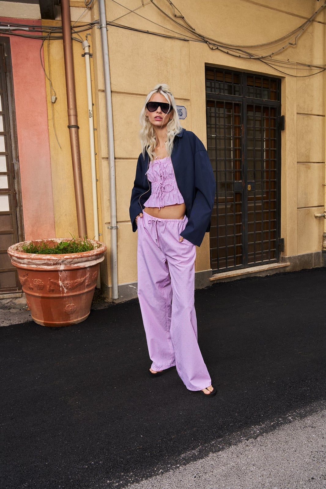 Navy Cropped Jacket With Lilac Wide-Leg Trousers Navy Cropped Jacket With Lilac Wide-Leg Trousers — Streetwear Outfits