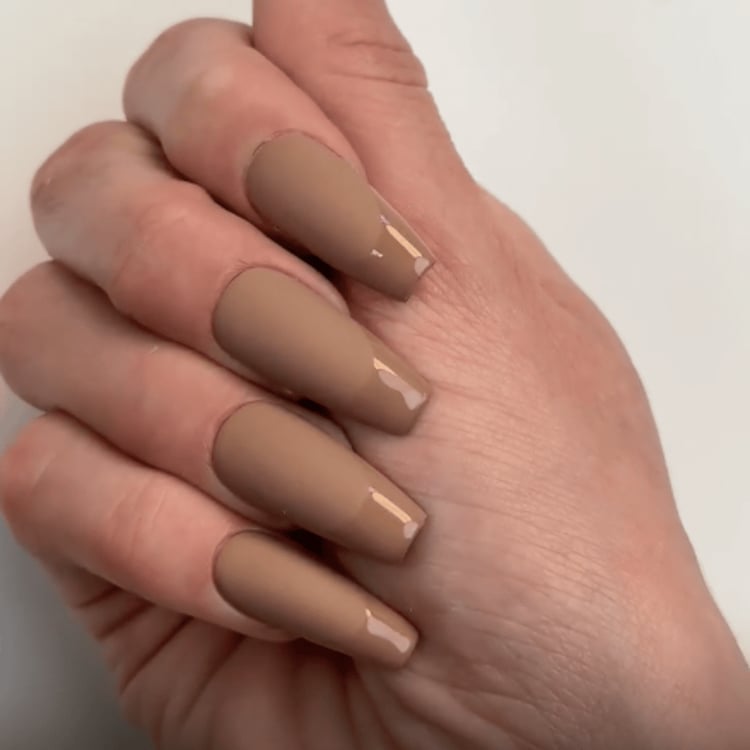 Matte Brown Long Coffin Nails Matte Brown Long Coffin Nails — Tan Nails