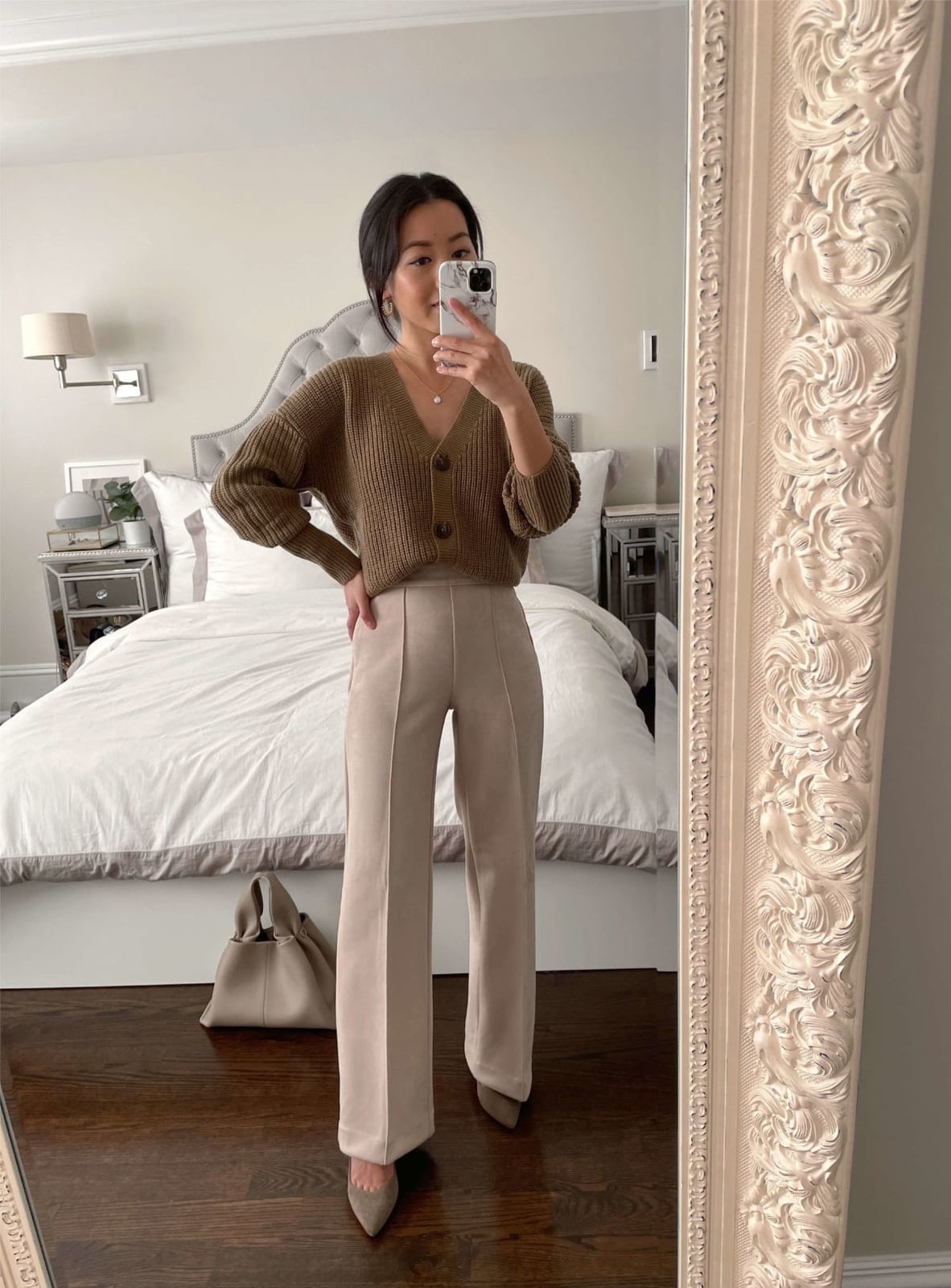 Wide-leg trousers and button-up cardigan for smart casual, Knit Wide-leg trousers and button-up cardigan for smart casual, Knit — Teacher Outfits