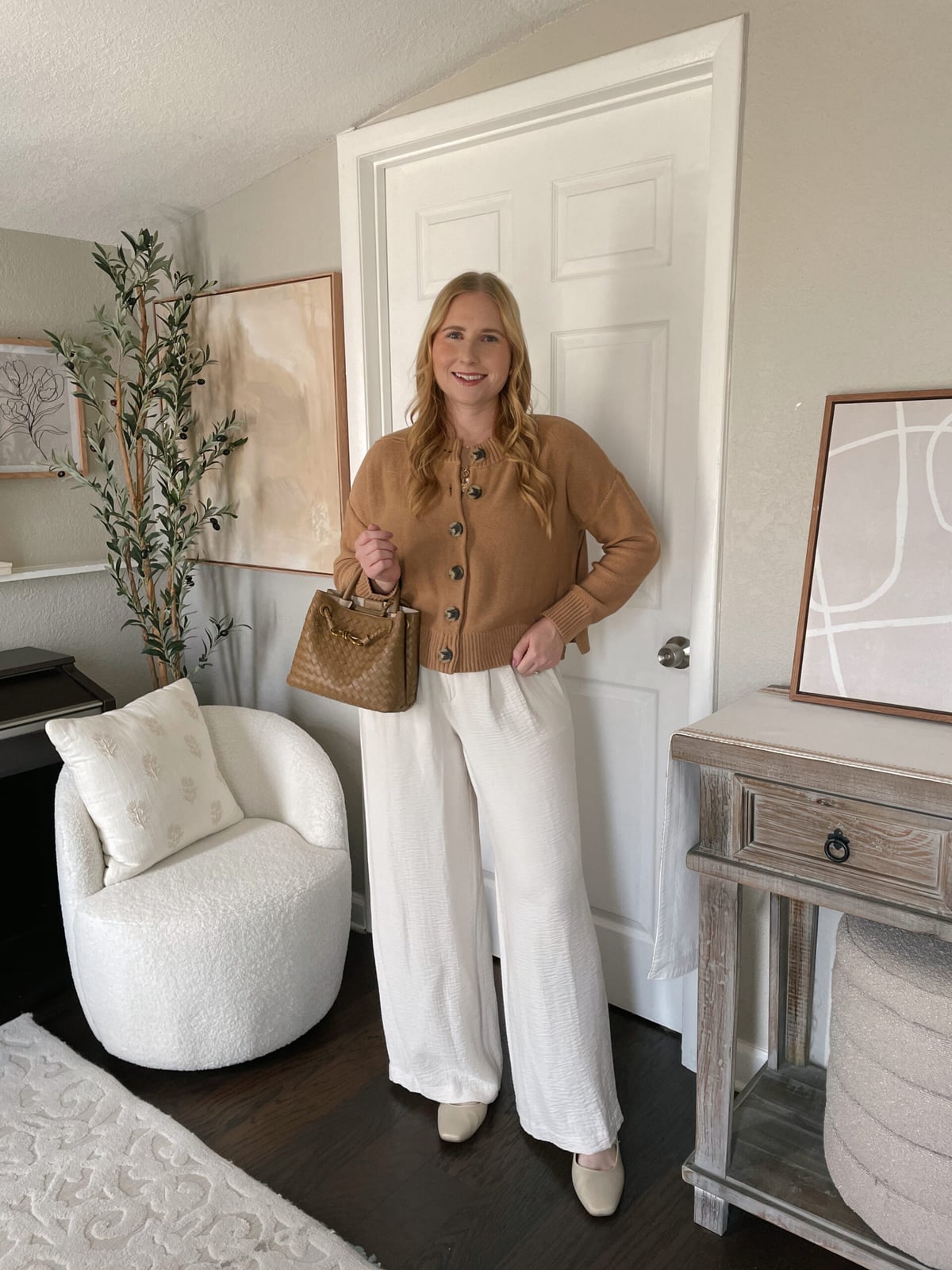Textured wide-leg pants and cardigan for casual comfort Textured wide-leg pants and cardigan for casual comfort — Teacher Outfits