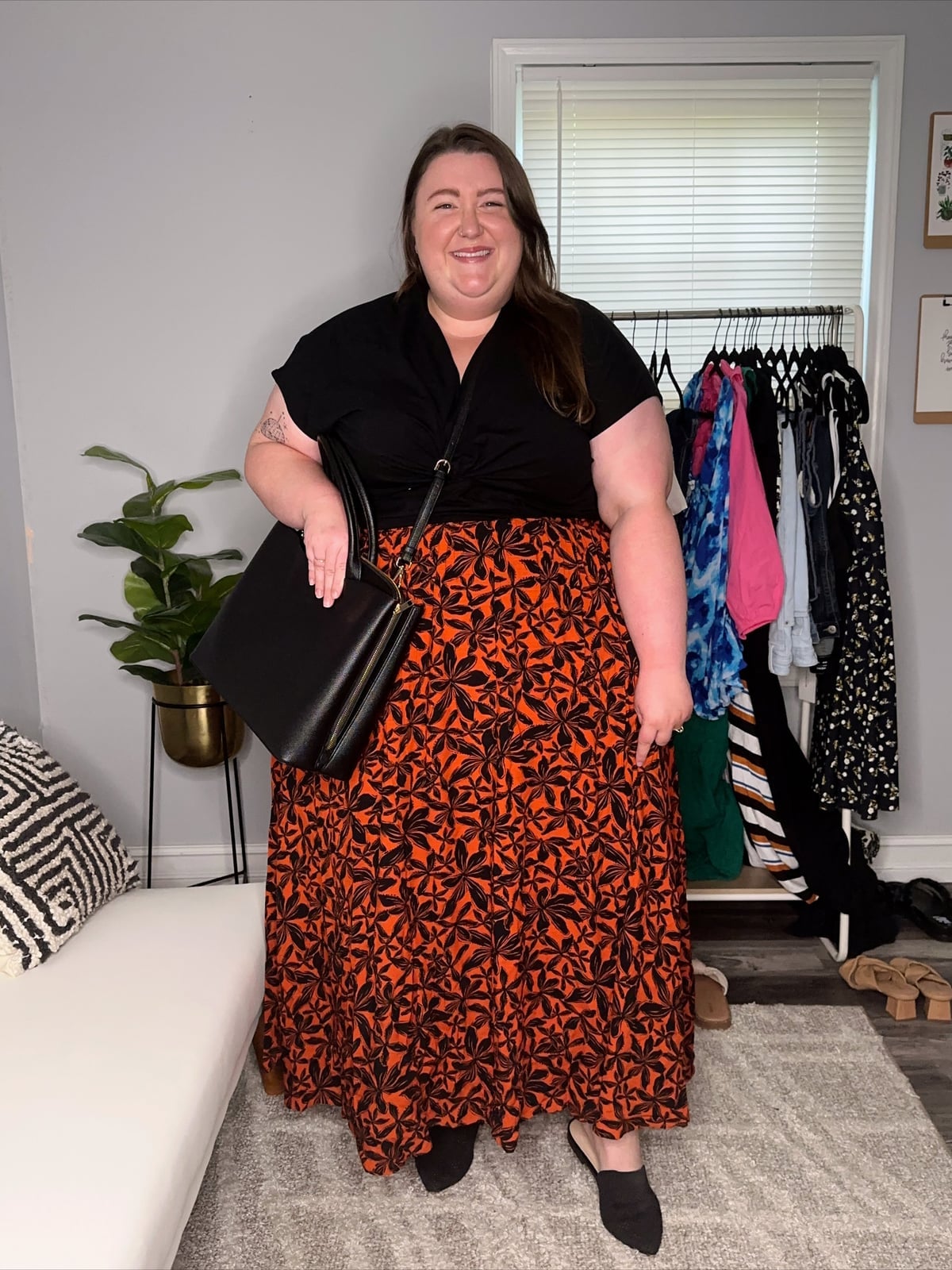 Orange Floral Skirt With Black Top Orange Floral Skirt With Black Top — Teacher Outfits Elementary