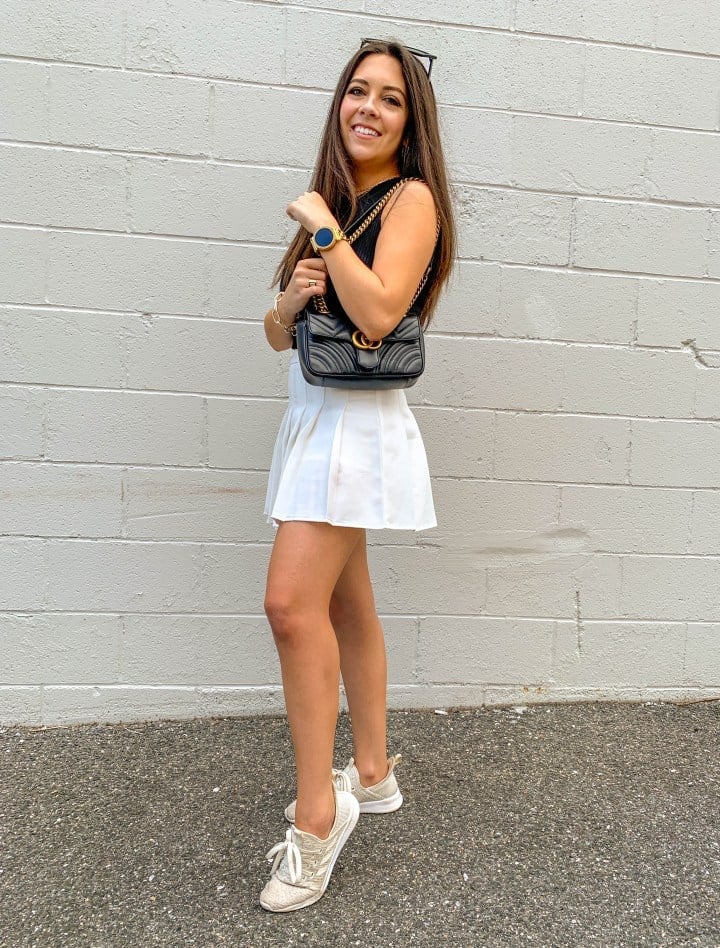 Black Sleeveless Top With White Pleated Tennis Skirt Black Sleeveless Top With White Pleated Tennis Skirt — Tennis Skirt Outfits