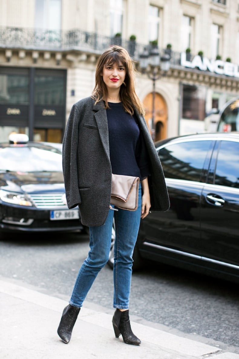 Gray Oversized Blazer With Blue Jeans And Knit Sweater Gray Oversized Blazer With Blue Jeans And Knit Sweater — Theater Outfits