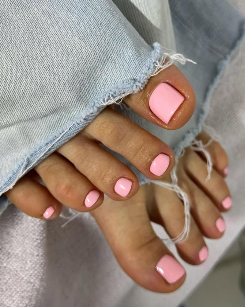 Pastel Pink Glossy Almond Toes Pastel Pink Glossy Almond Toes — Toe Nails Colors