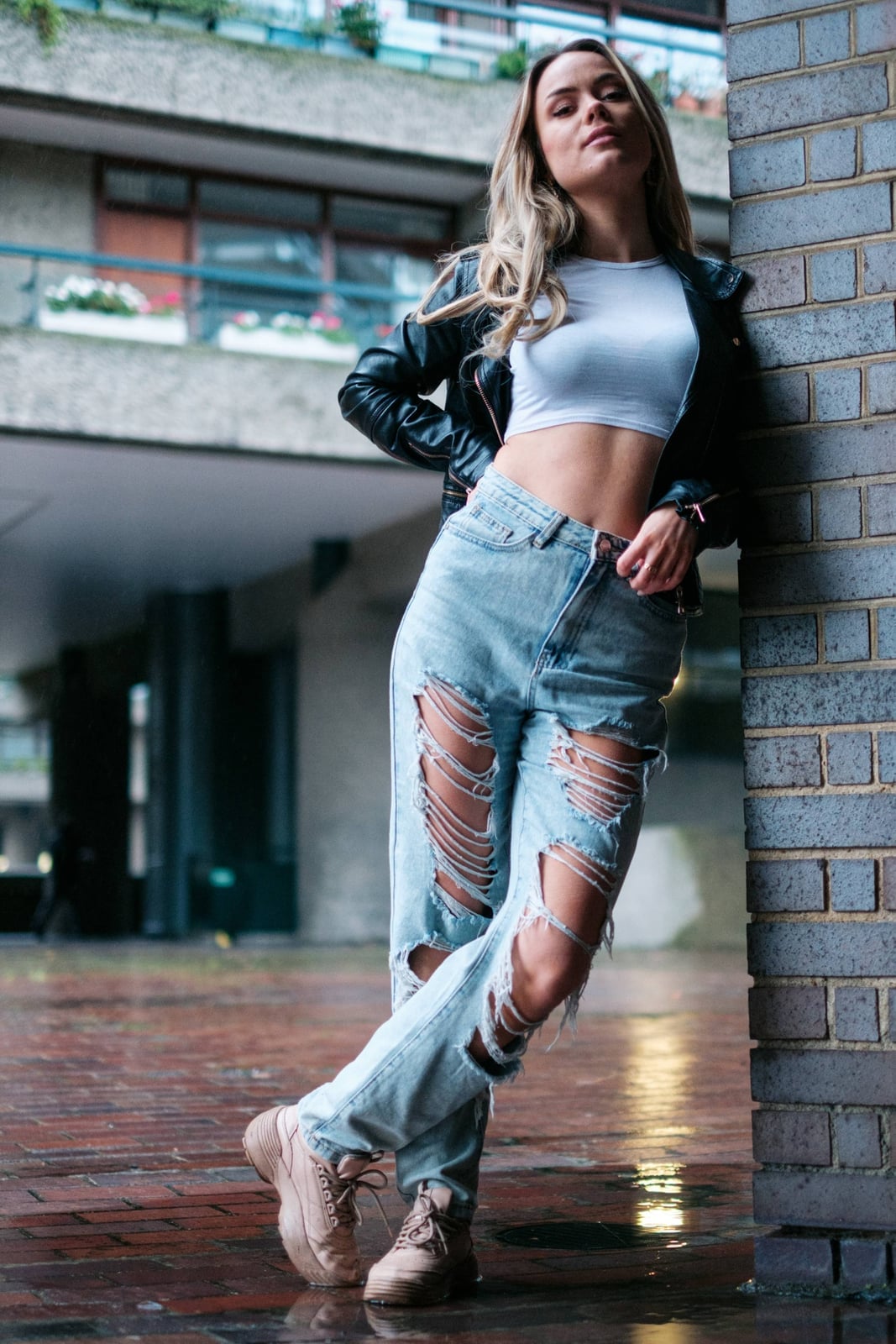 Leather Jacket With Ripped Wide Leg Jeans Leather Jacket With Ripped Wide Leg Jeans — Tomboy Outfits