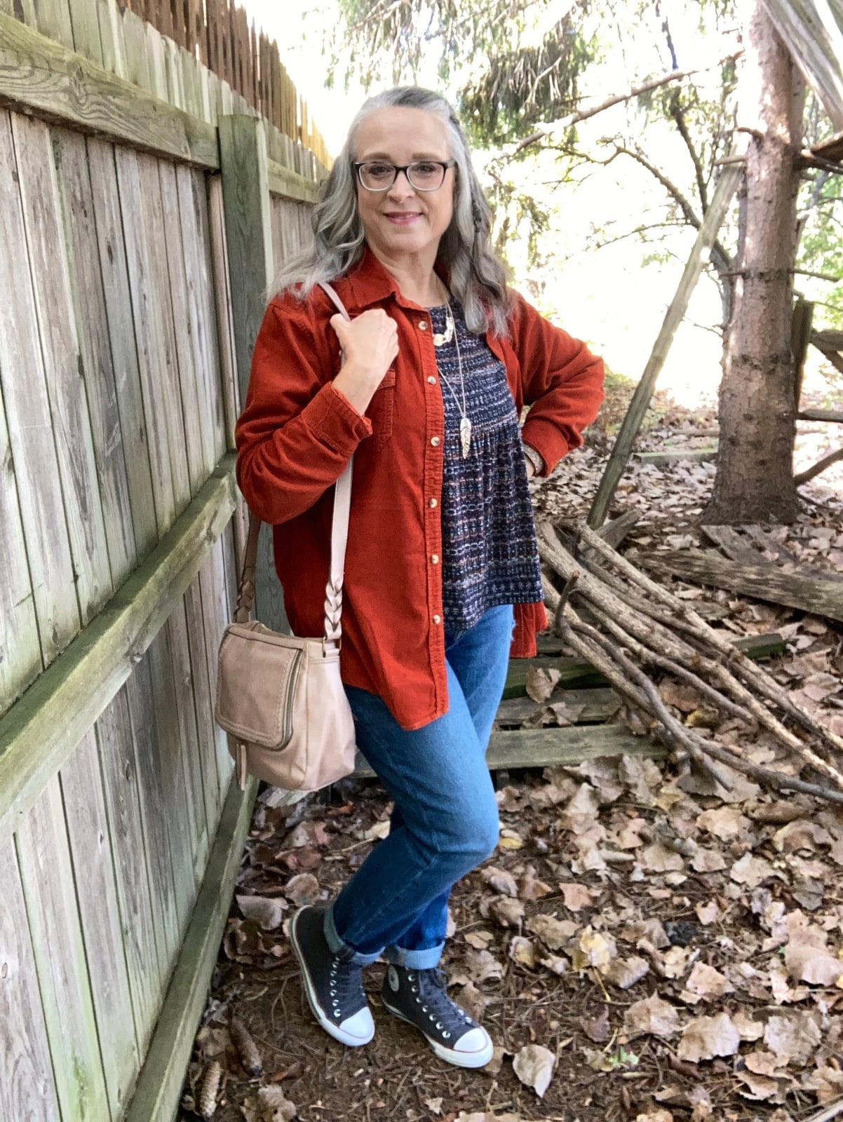 Orange Corduroy Shirt With Patterned Top And Jeans Orange Corduroy Shirt With Patterned Top And Jeans — Tomboy Outfits