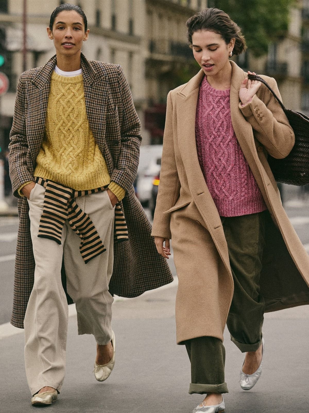Plaid coat over cable knit sweater and trousers Plaid coat over cable knit sweater and trousers — Trendy Outfits