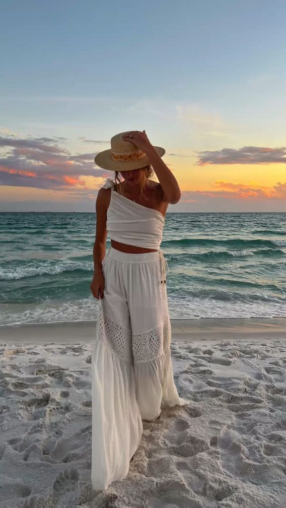 White one-shoulder crop top and wide-leg pants White one-shoulder crop top and wide-leg pants — Tropical Outfits