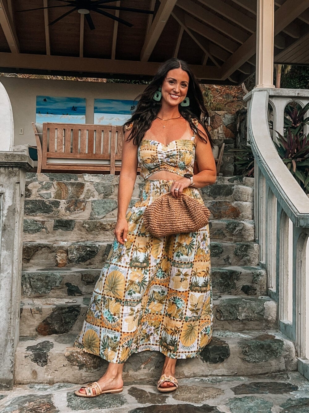 Yellow tropical print crop top and flowy skirt set Yellow tropical print crop top and flowy skirt set — Tropical Outfits