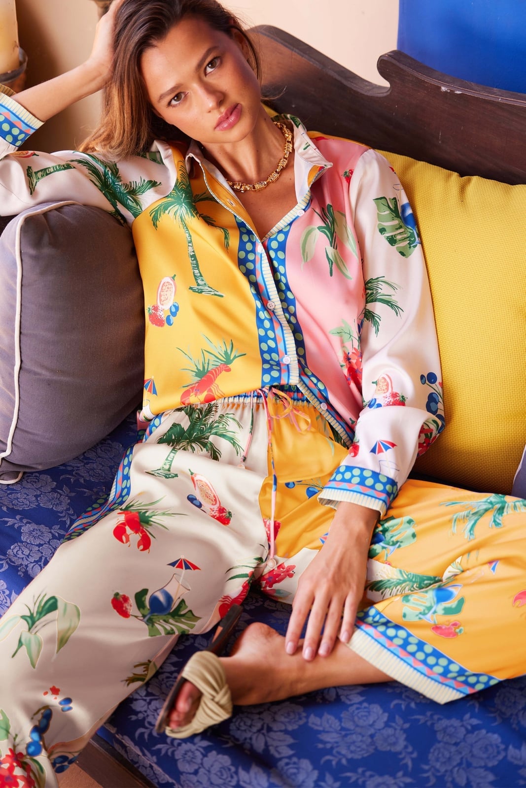 Matching satin set with vibrant tropical print Matching satin set with vibrant tropical print — Tropical Outfits