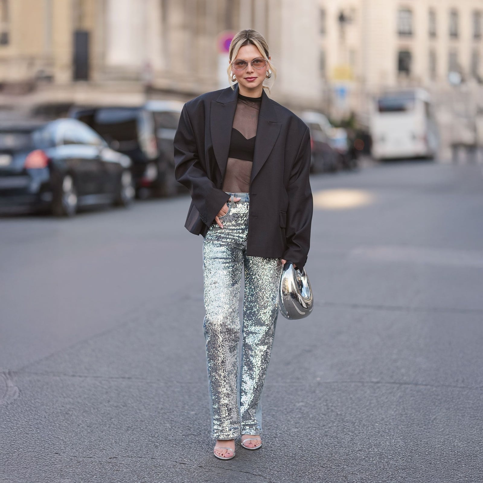 Silver sequin trousers are the ultimate party statement Silver sequin trousers are the ultimate party statement — Trouser Outfits