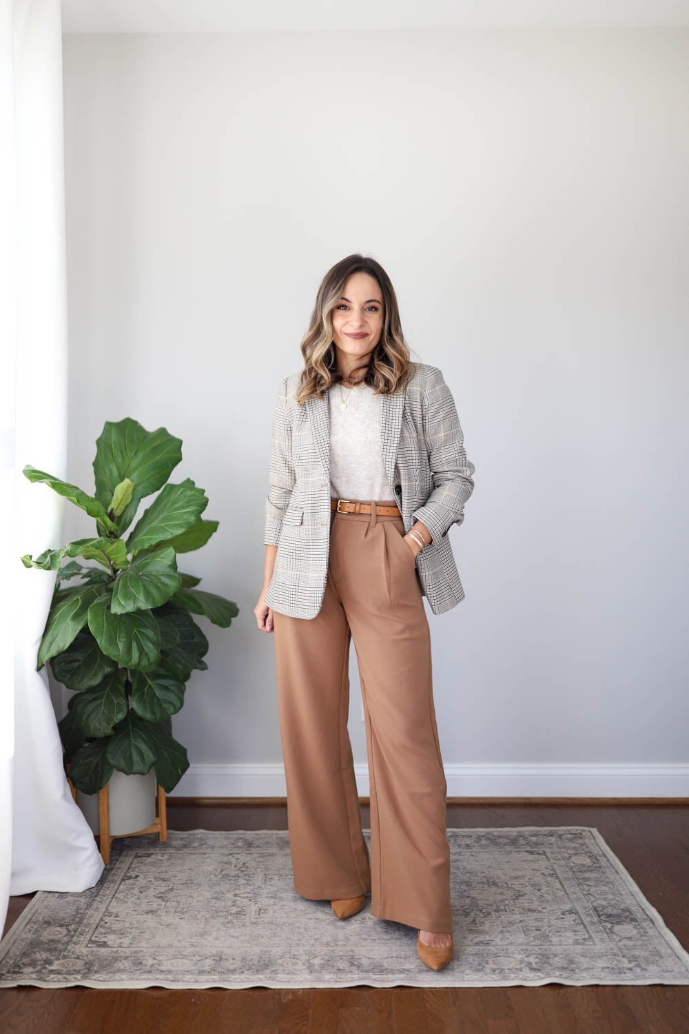 Camel wide-leg trousers with a gray tweed blazer Camel wide-leg trousers with a gray tweed blazer — Trouser Outfits