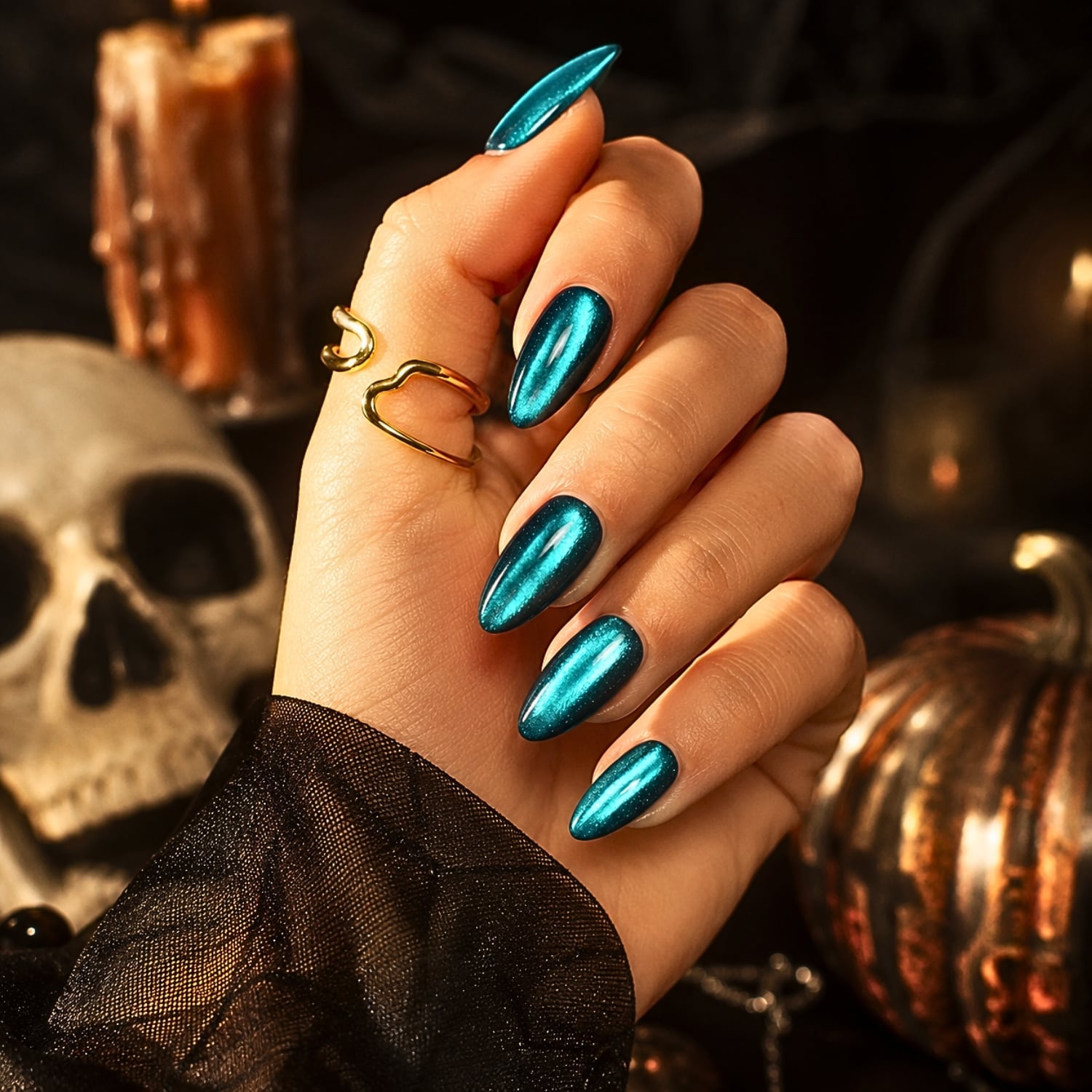 Deep Turquoise Chrome Medium Almond Nails Deep Turquoise Chrome Medium Almond Nails — Turquoise Nails