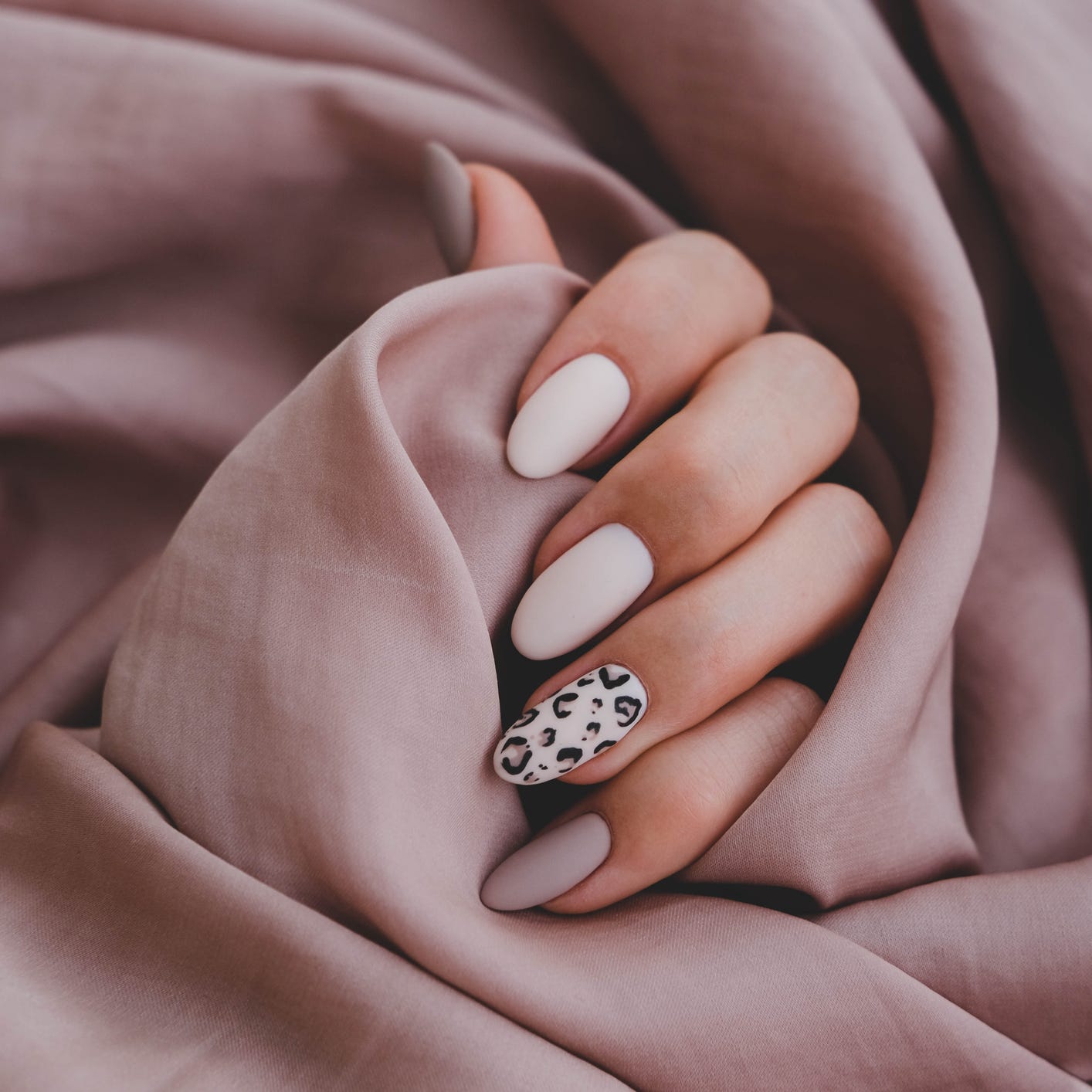 Matte White Taupe Leopard Print Short Almond Nails Matte White Taupe Leopard Print Short Almond Nails — Unique Nails